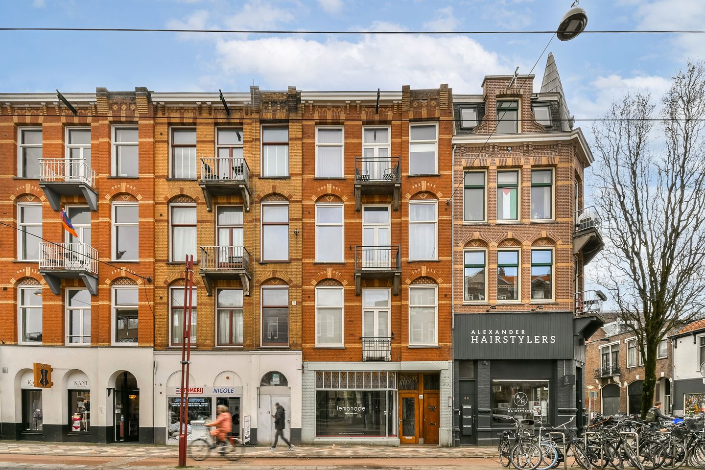 Bekijk foto 1 van Middenweg 46-H