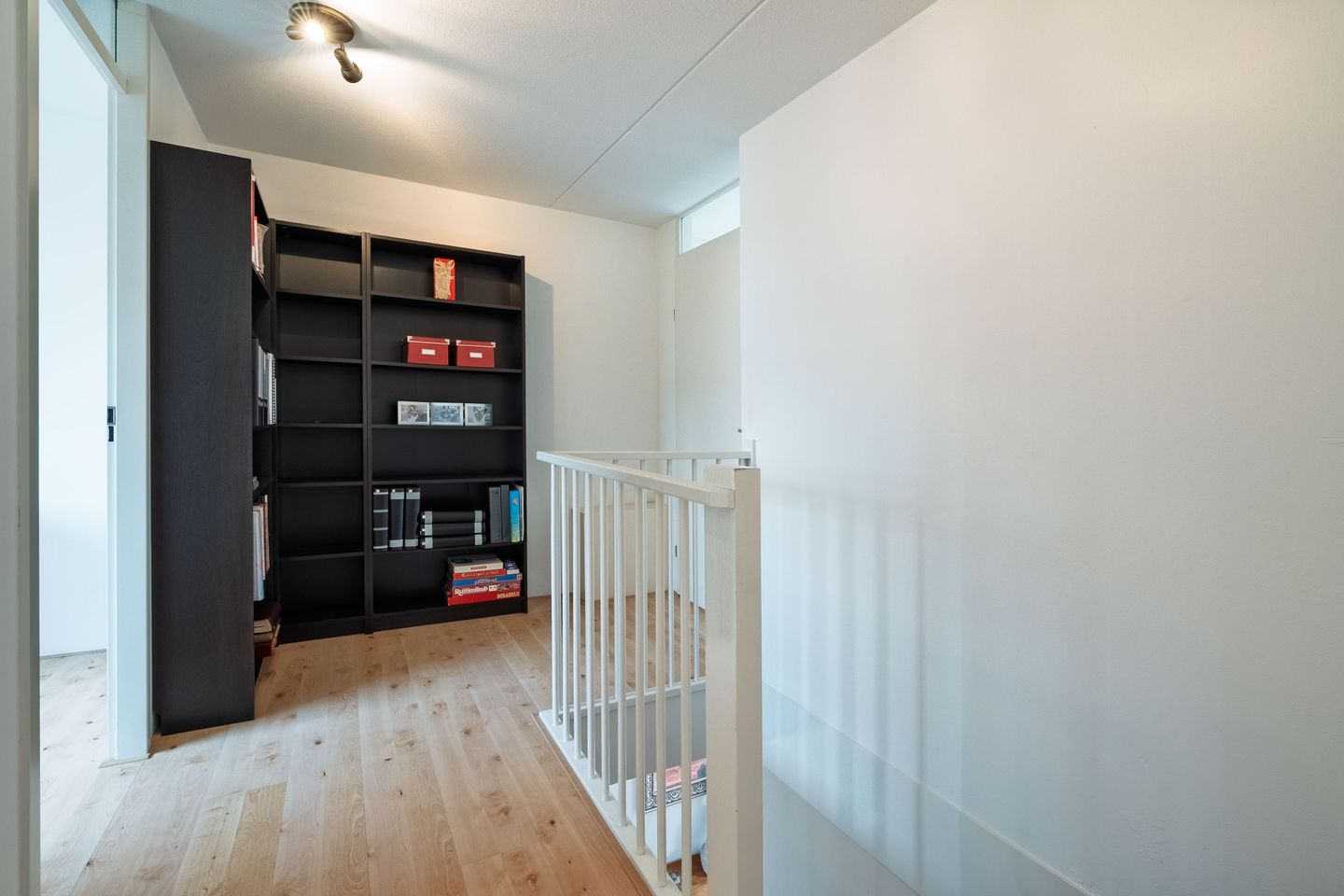 Well-maintained terraced house in child-friendly Galecop neighborhood — 20