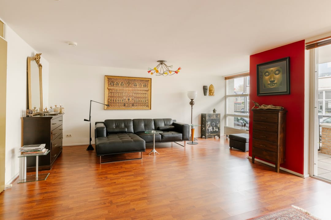 Photo 1 of Dokter De Liefdestraat 21