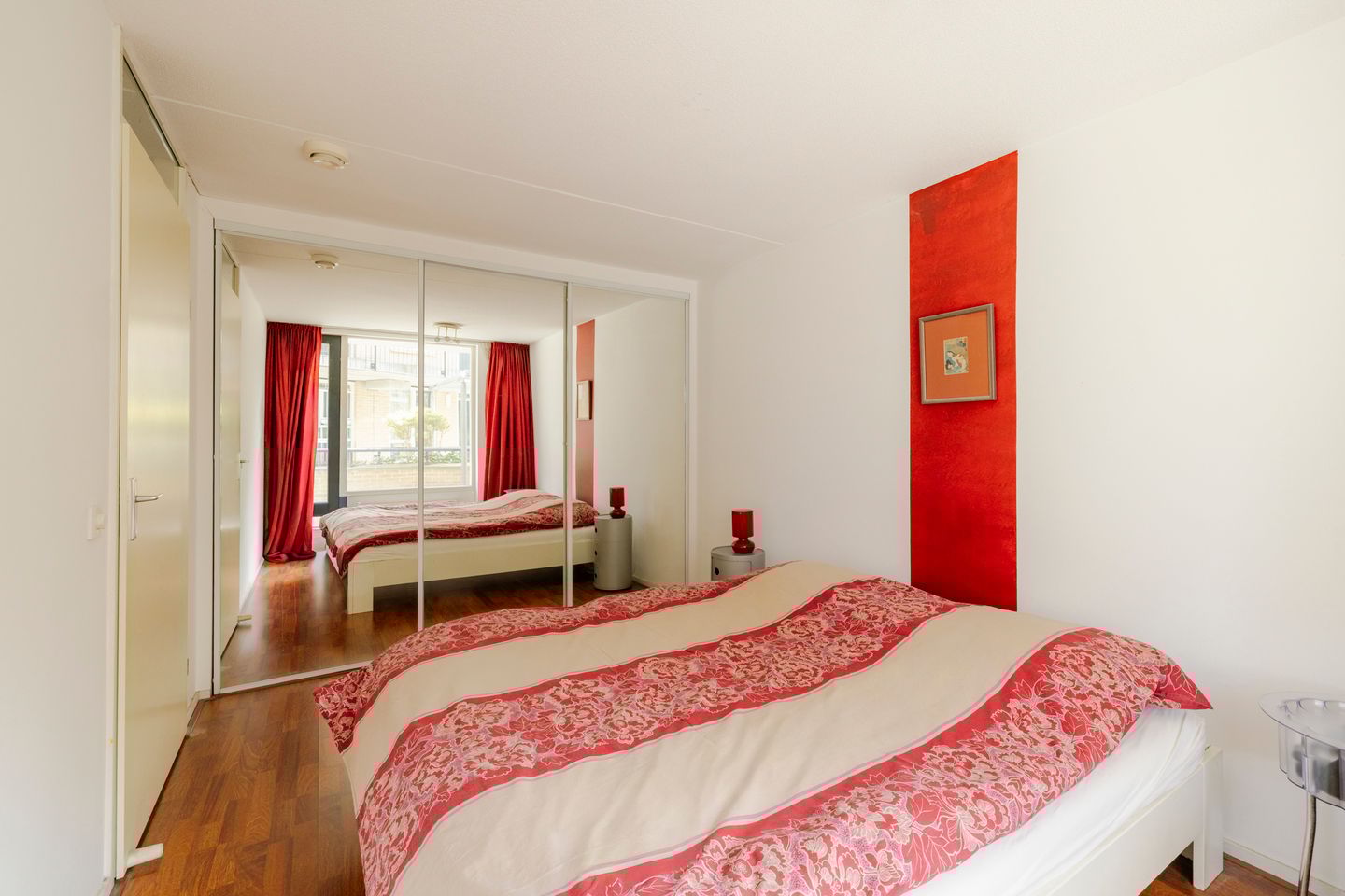 Photo 14 of Dokter De Liefdestraat 21