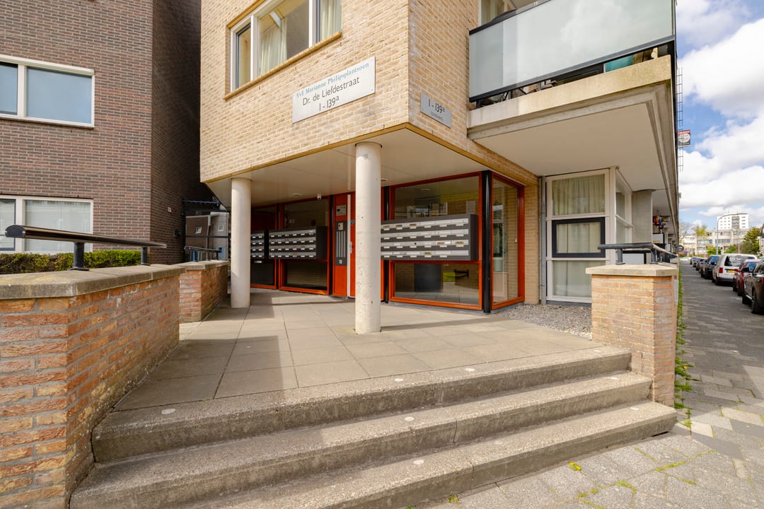 Photo 22 of Dokter De Liefdestraat 21