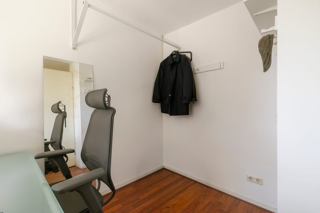 Photo 13 of Dokter De Liefdestraat 21