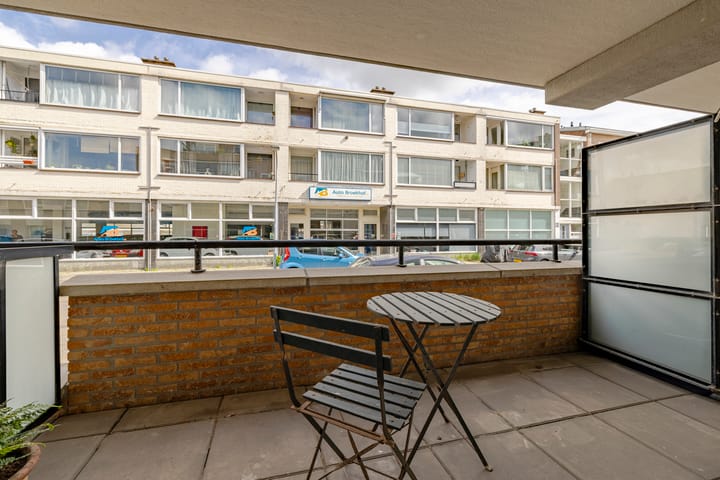 Photo 3 of Dokter De Liefdestraat 21