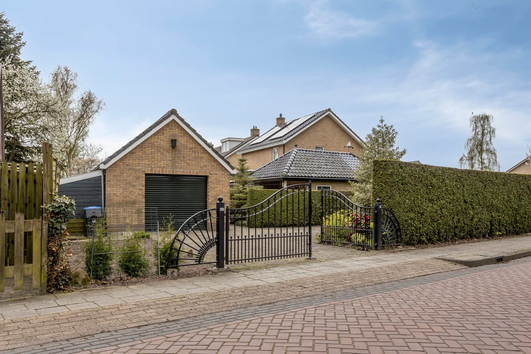 Photo 32 of De Elzen 1