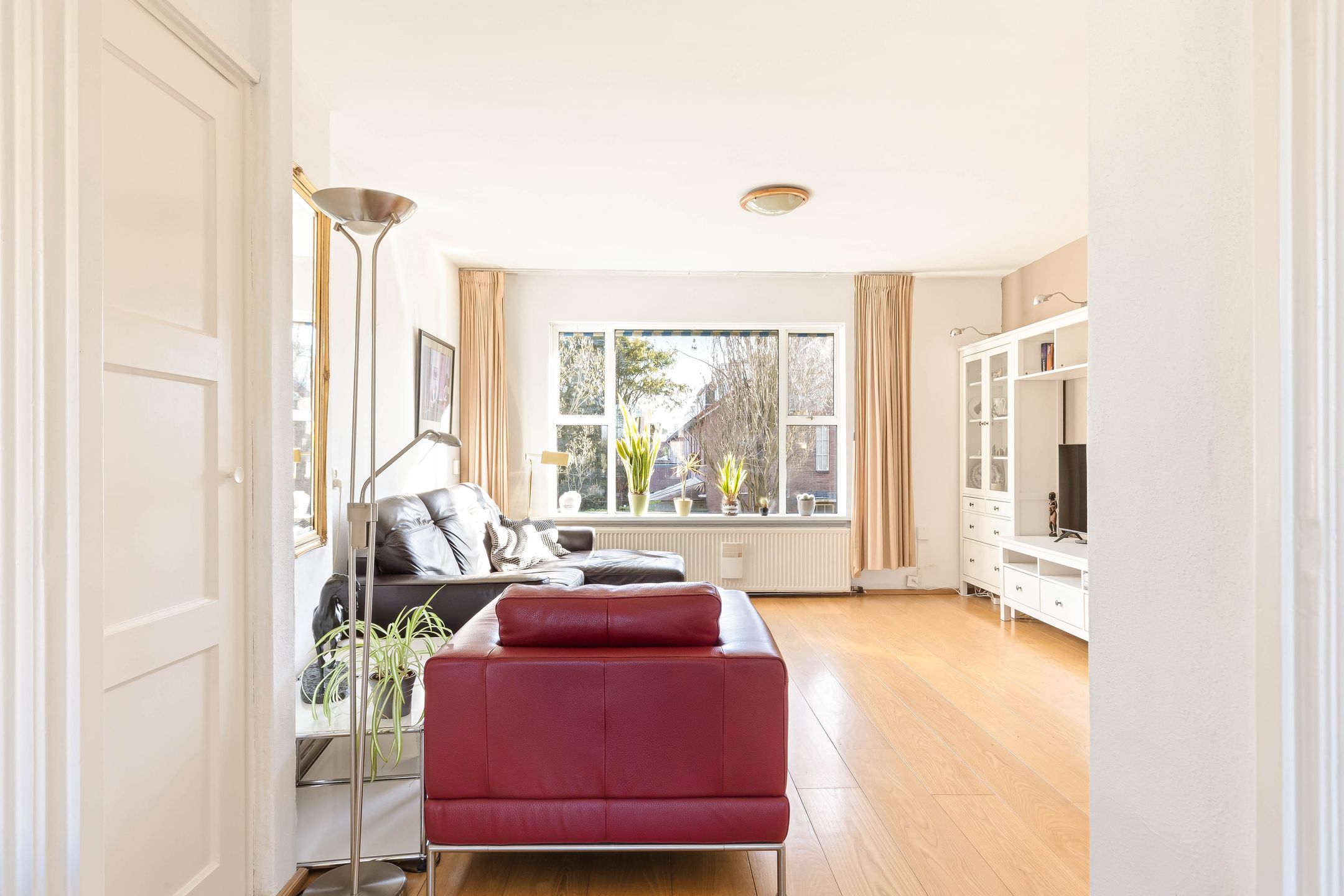 Photo 9 of Adriaen van Ostadelaan 6