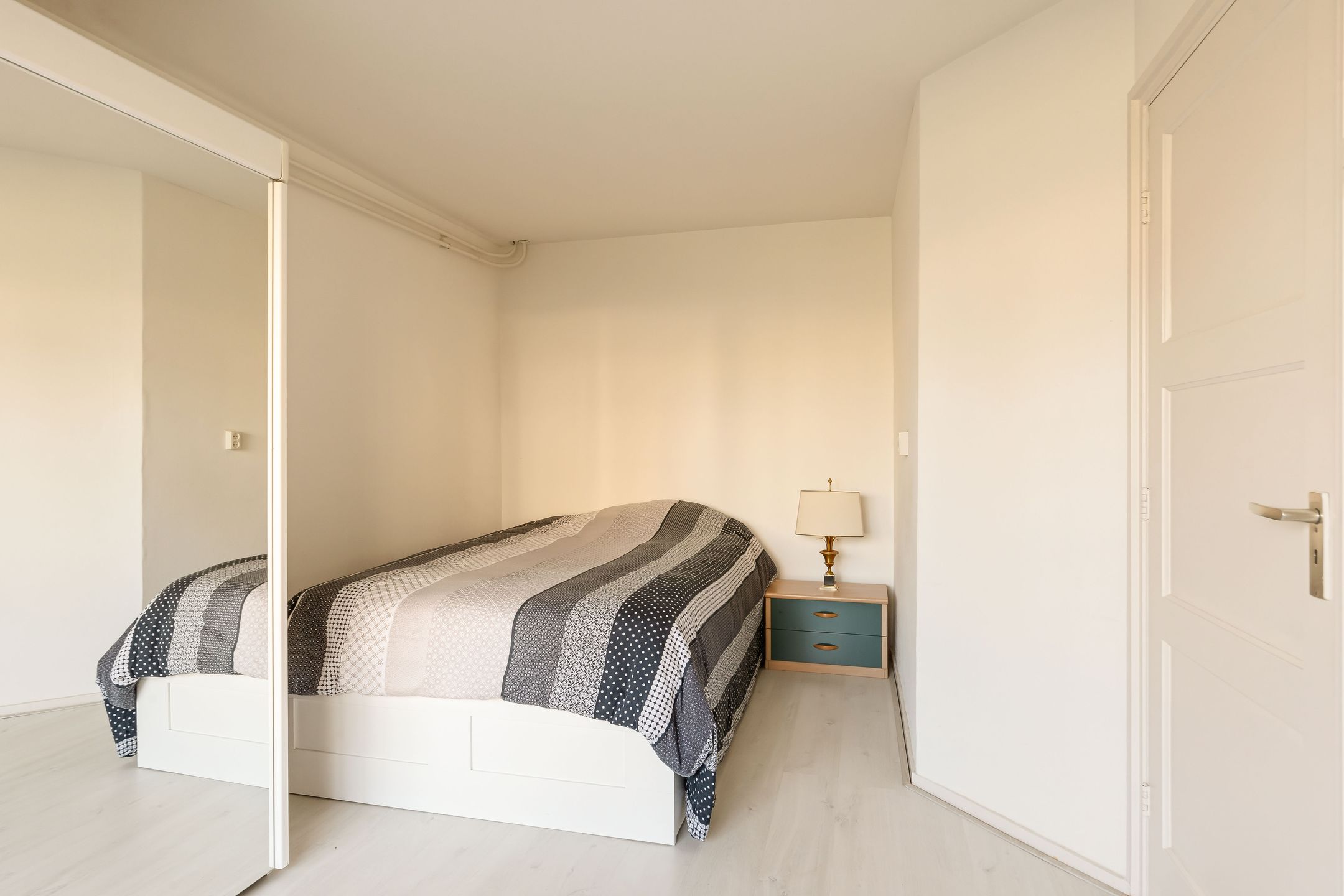 Photo 21 of Adriaen van Ostadelaan 6