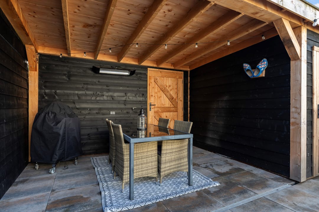 Photo 38 of De Finne 12