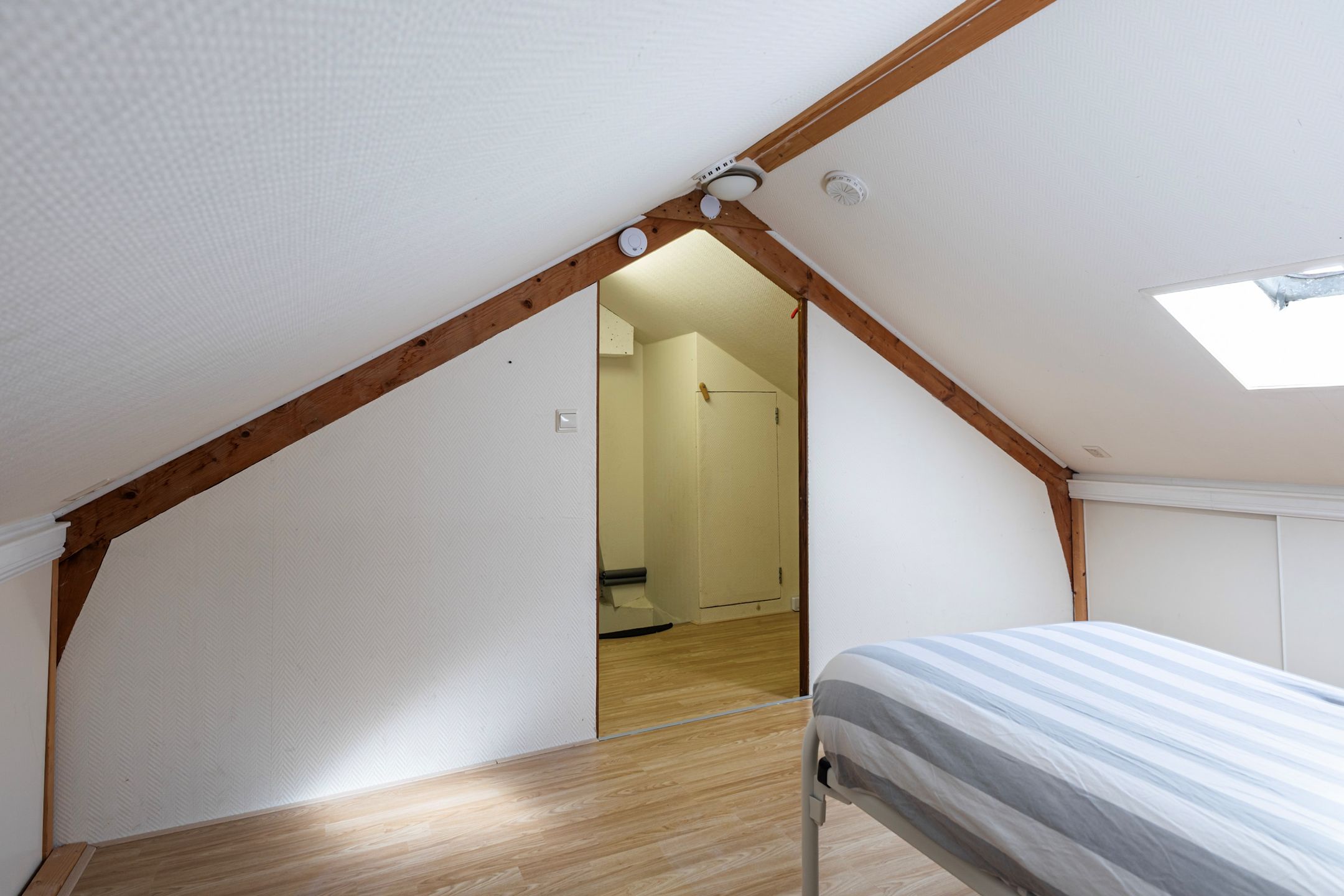 Photo 33 of De Finne 12