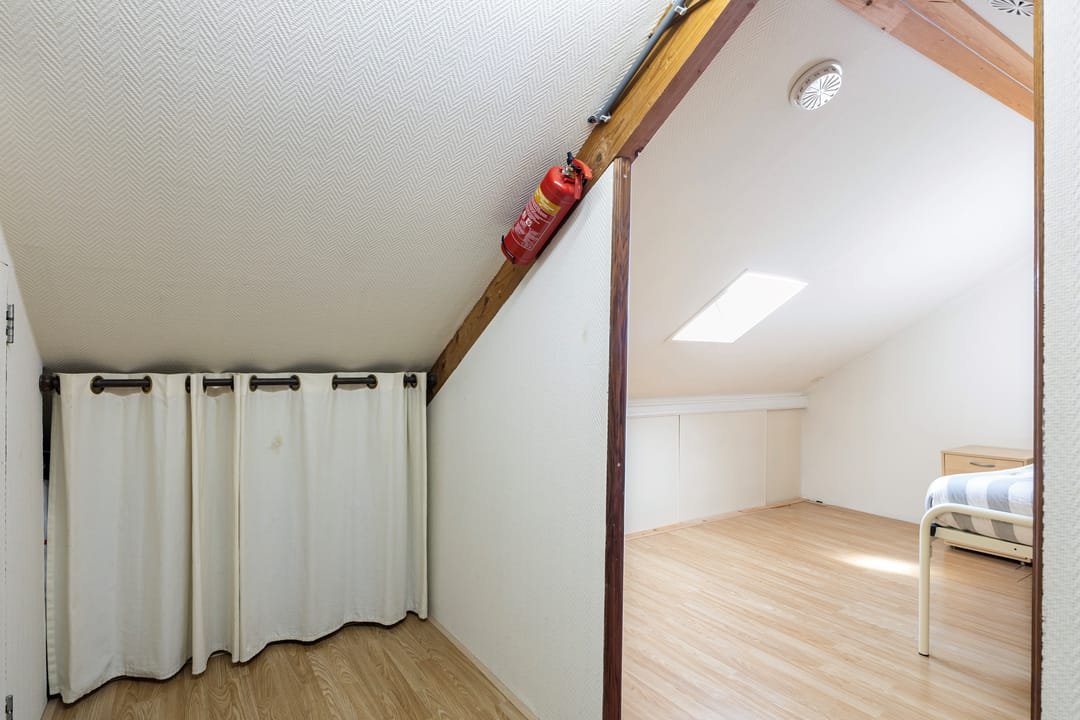 Photo 31 of De Finne 12