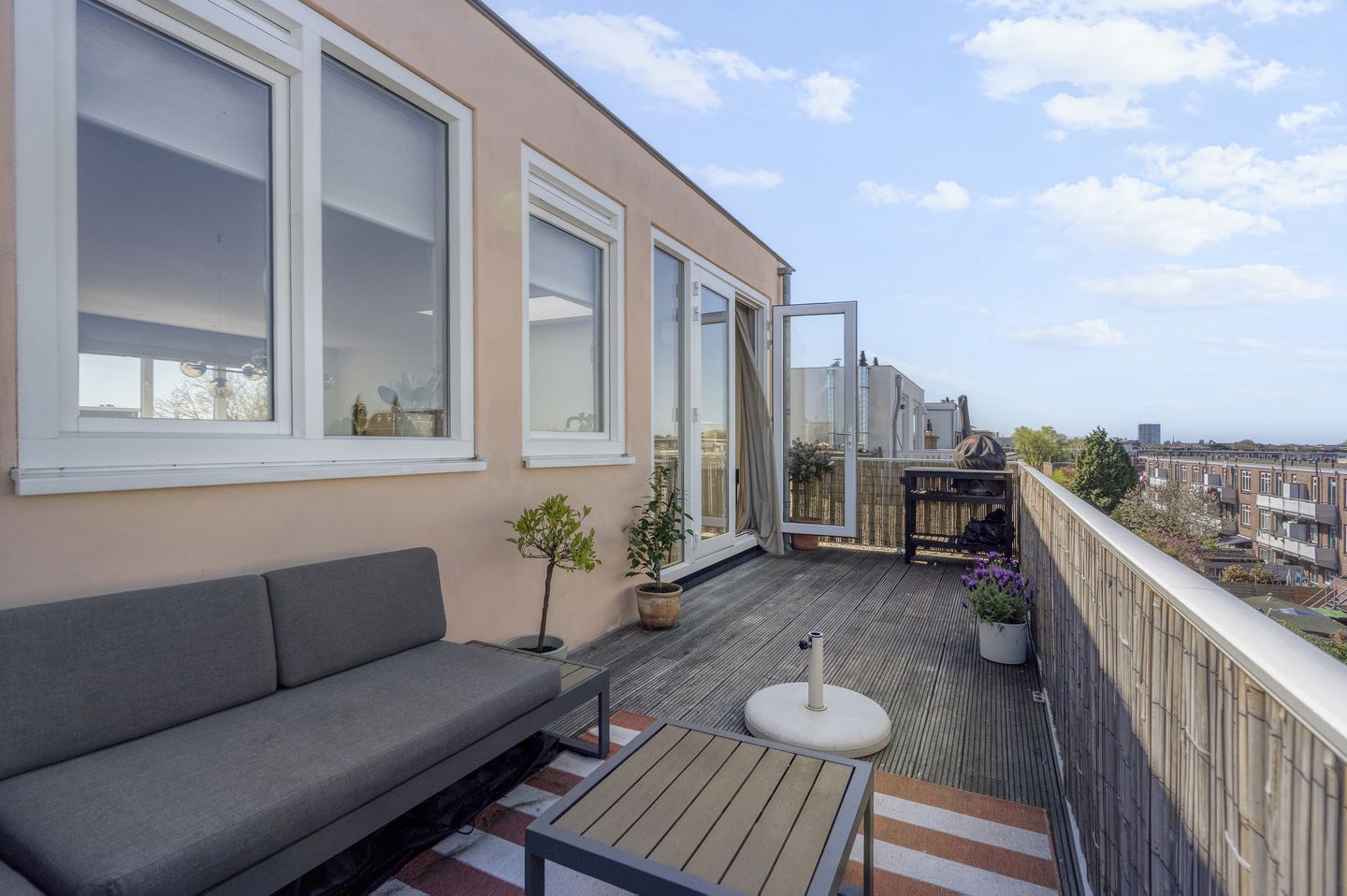 Photo 14 of Mient 23