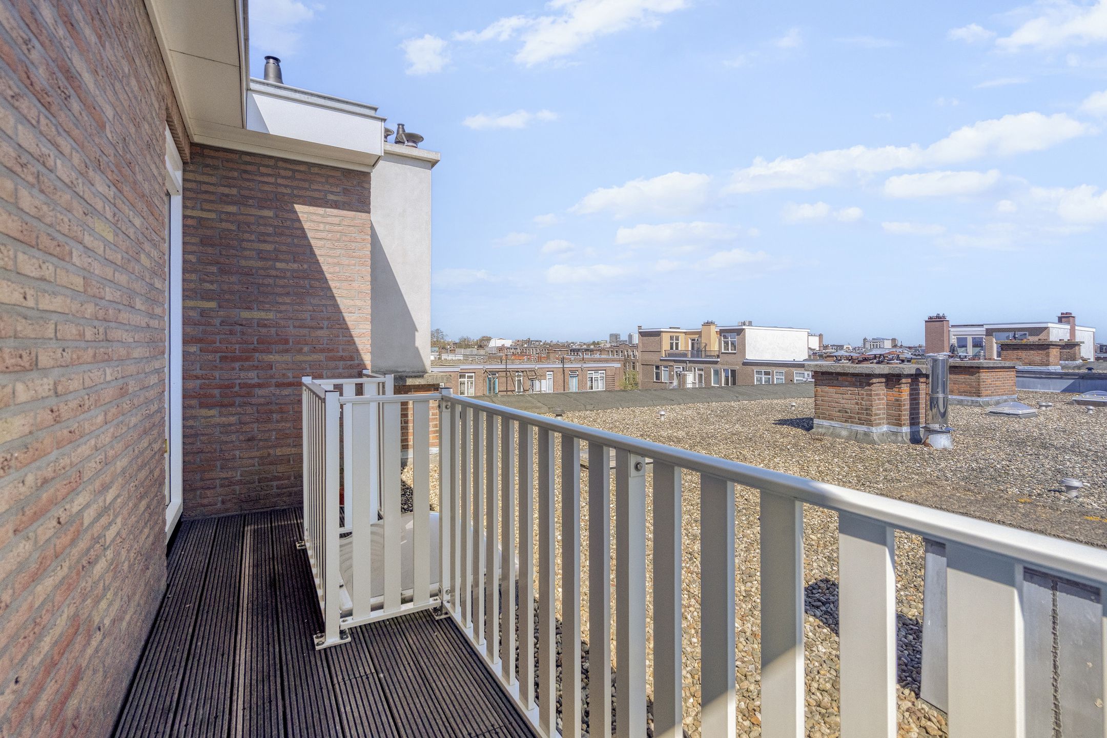 Photo 18 of Mient 23