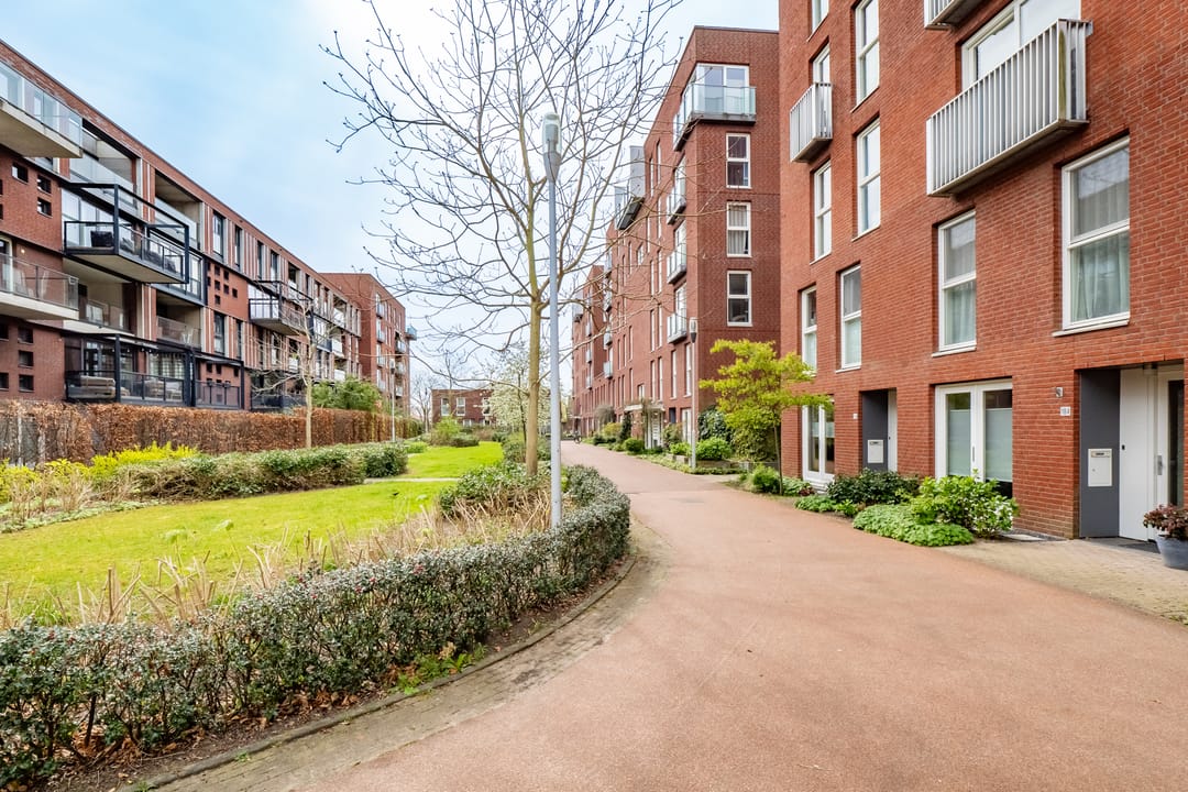 Photo 38 of Voorsterbeeklaan 118