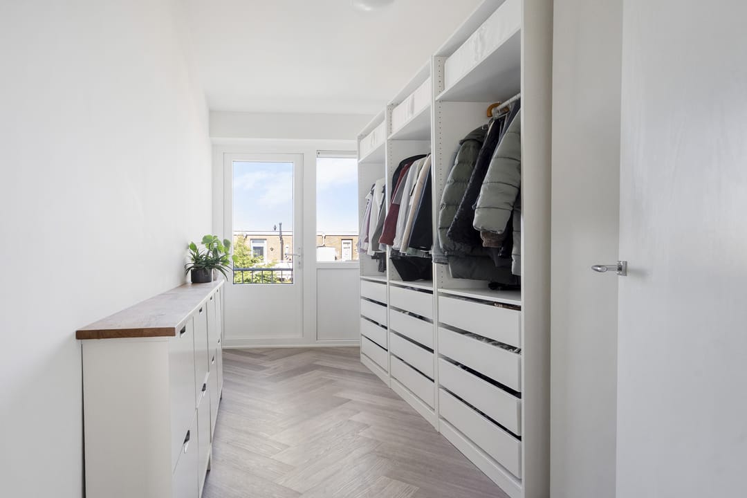 Photo 37 of Mient 23