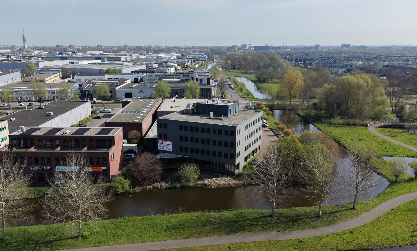 Bekijk foto 1 van Flemingweg 20
