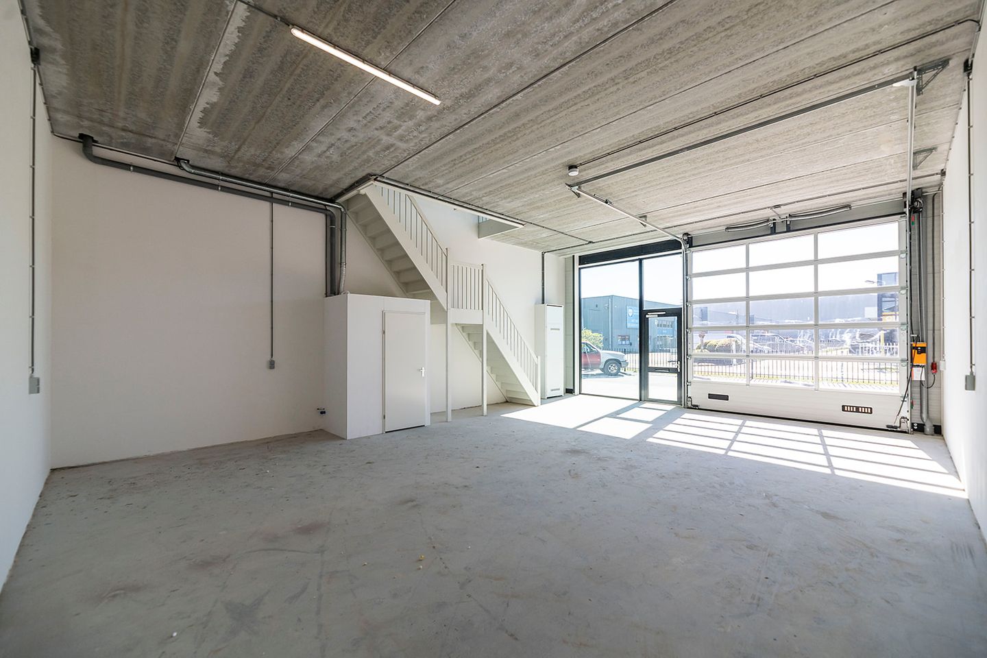 View photo 2 of Vaartveld