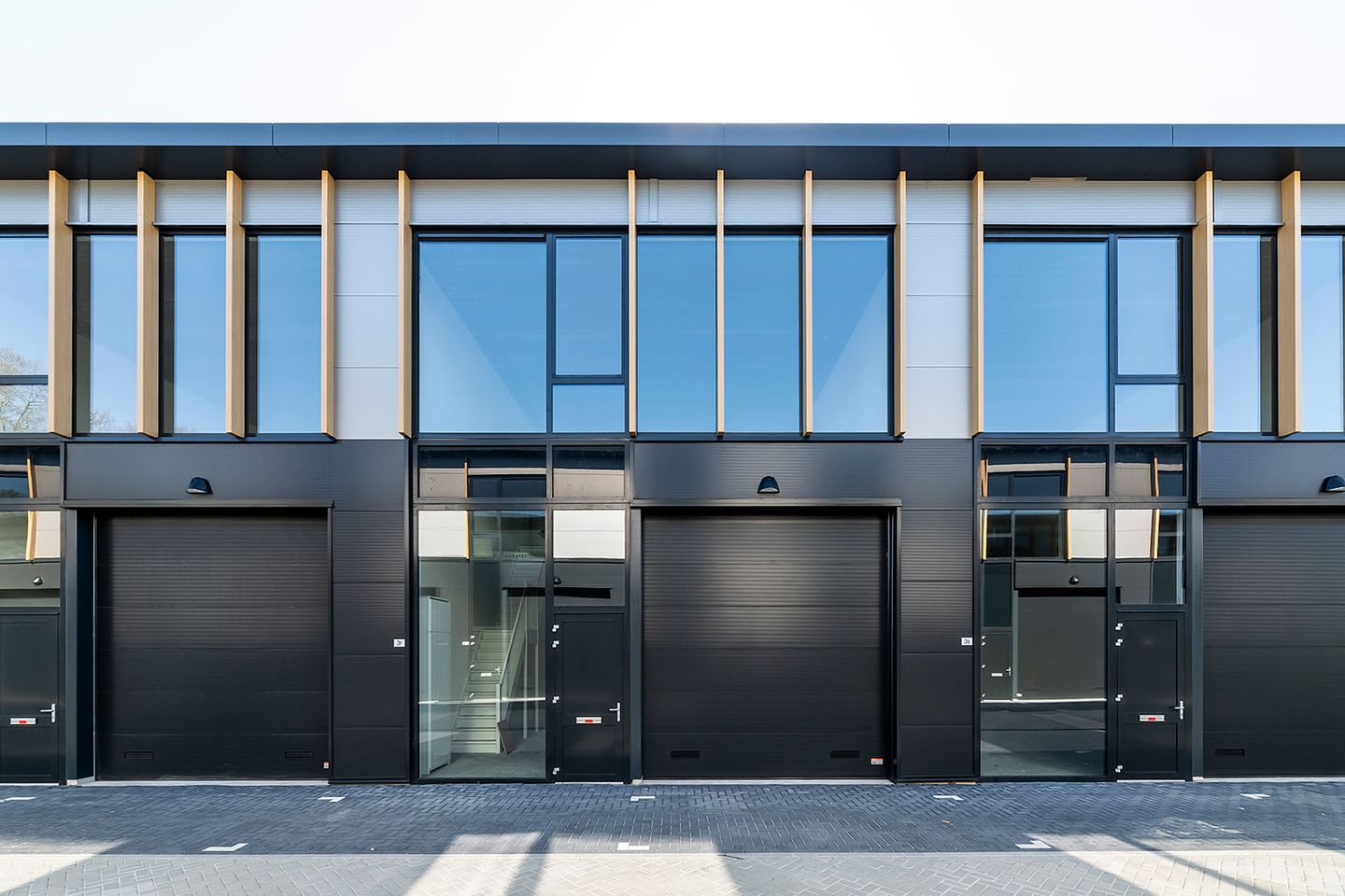 View photo 1 of Vaartveld