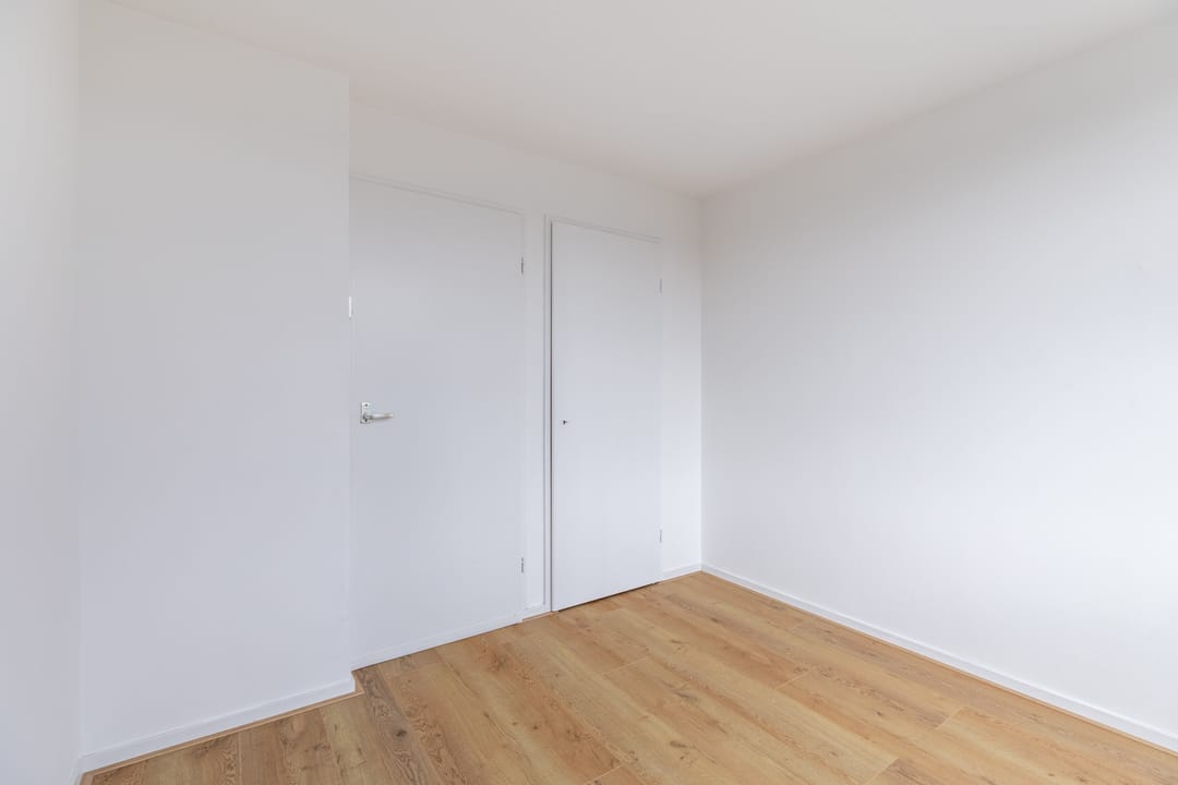 Renovated 5-Room Terraced House with 124 m² Living Space — 16