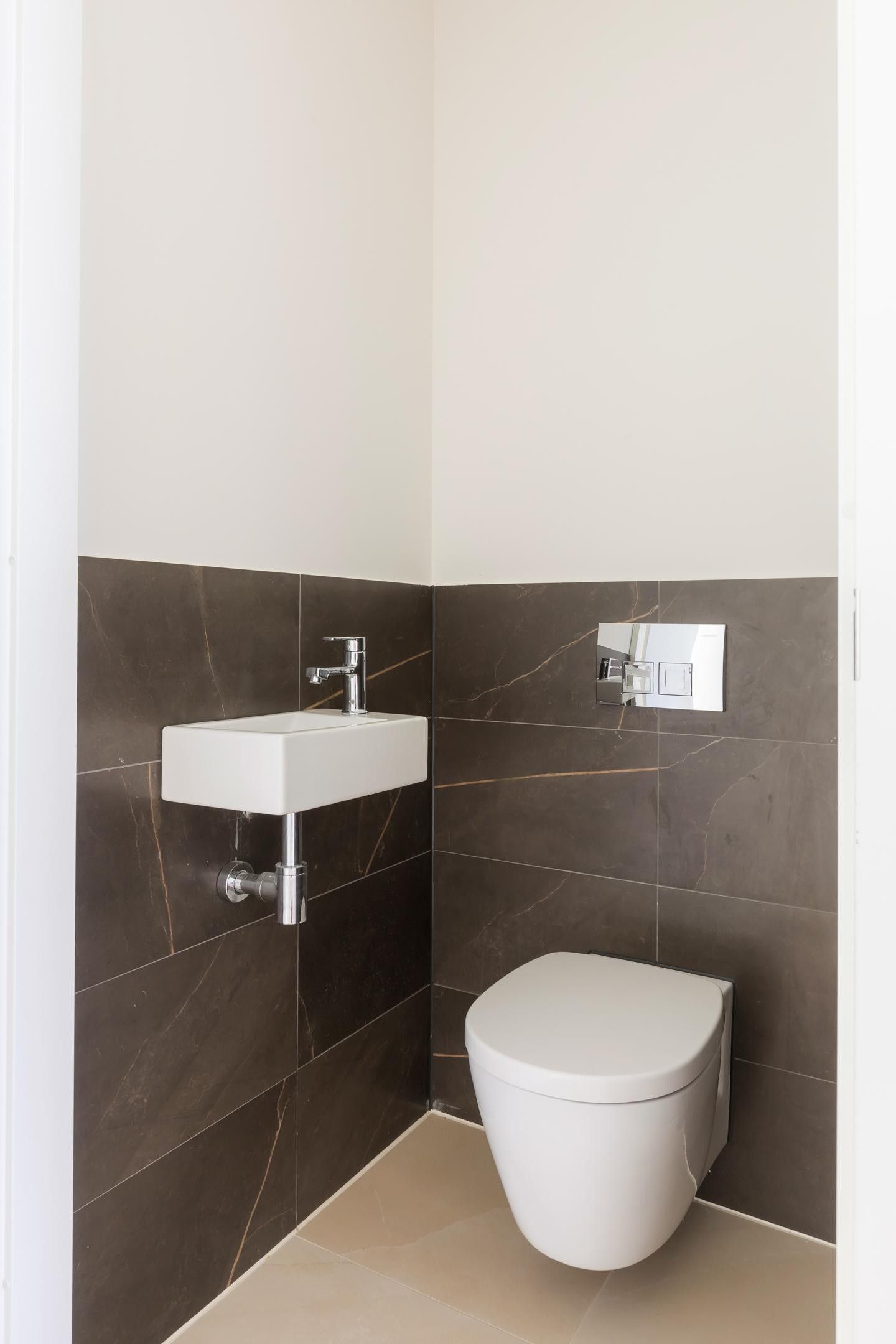 Foto 14 van Frederik van Eedenplein 32