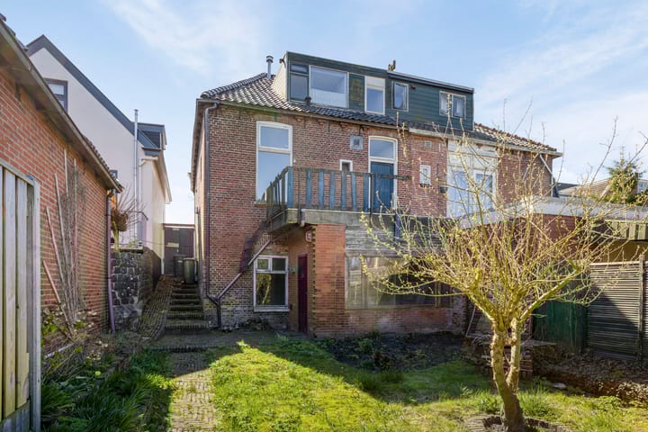 Foto 2 van Stationsweg 39