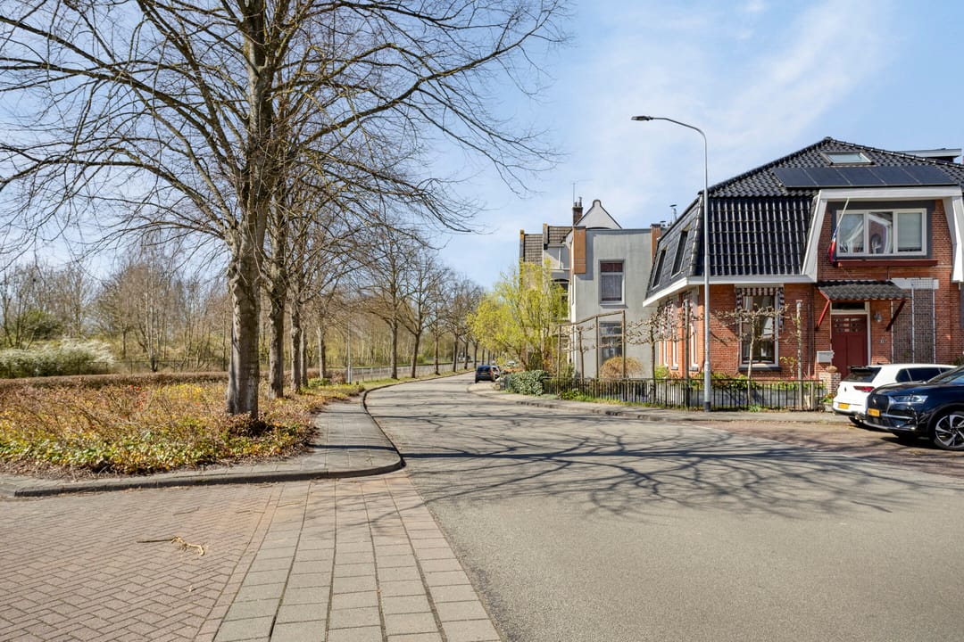 Foto 41 van Stationsweg 39