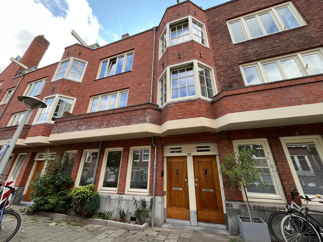 Foto 11 van Roompotstraat 18-H