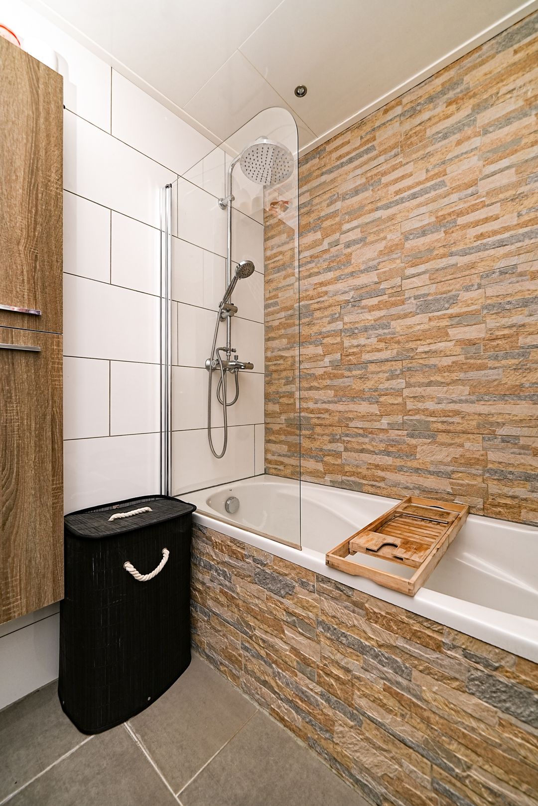 Photo 16 of Meent 24