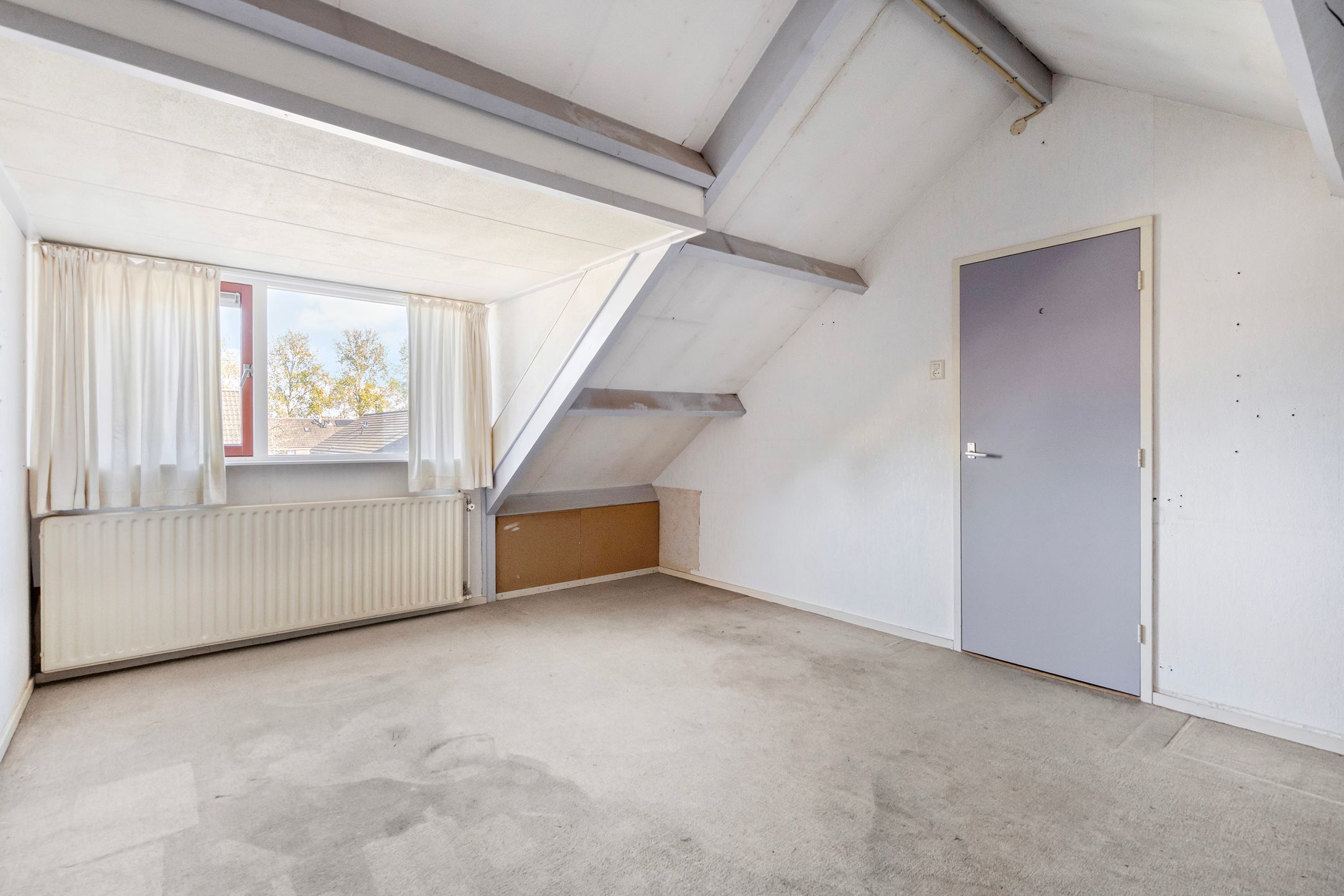 Photo 15 of Weerestein 8