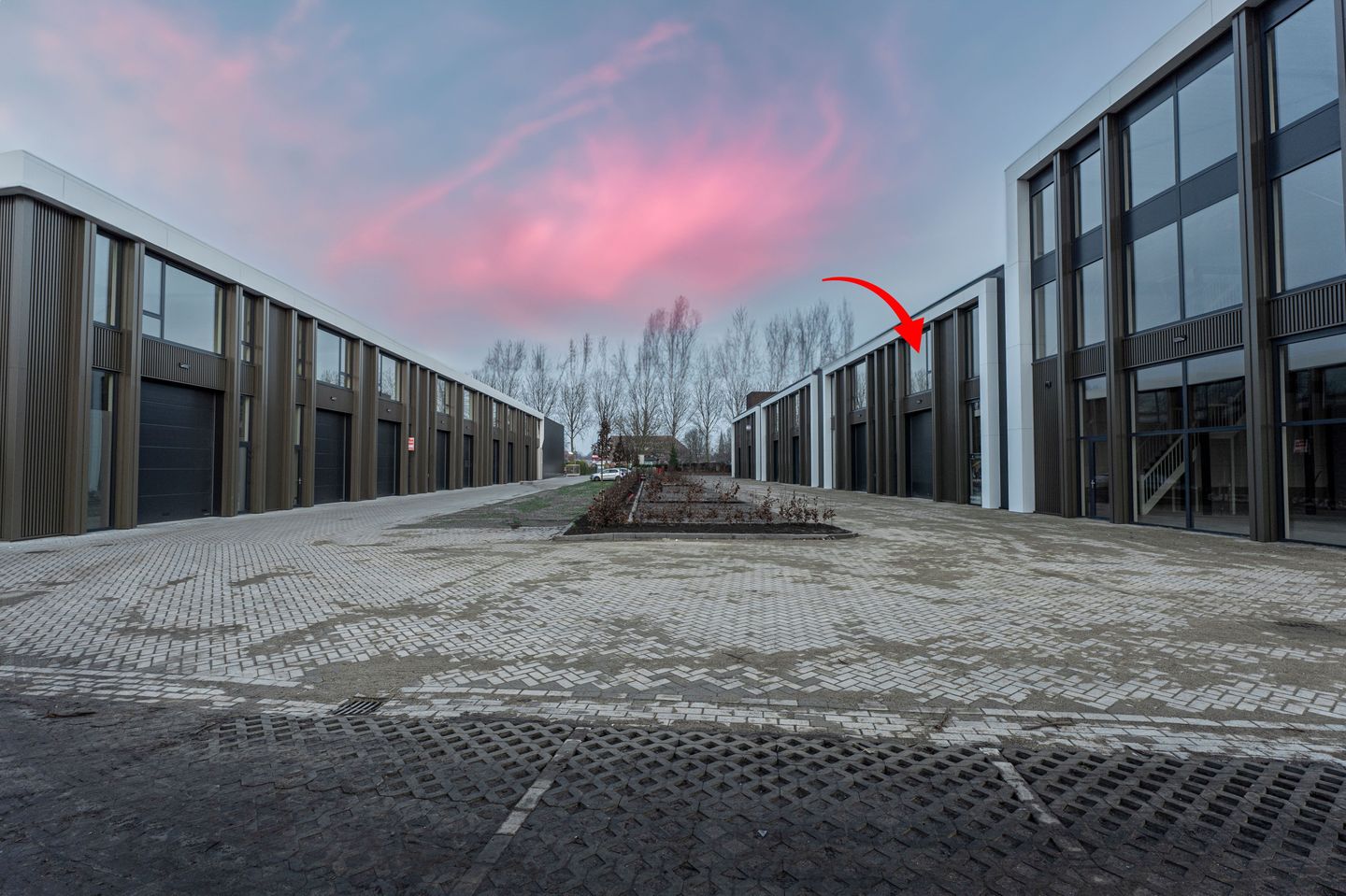 View photo 2 of Merwedeweg 4-B6