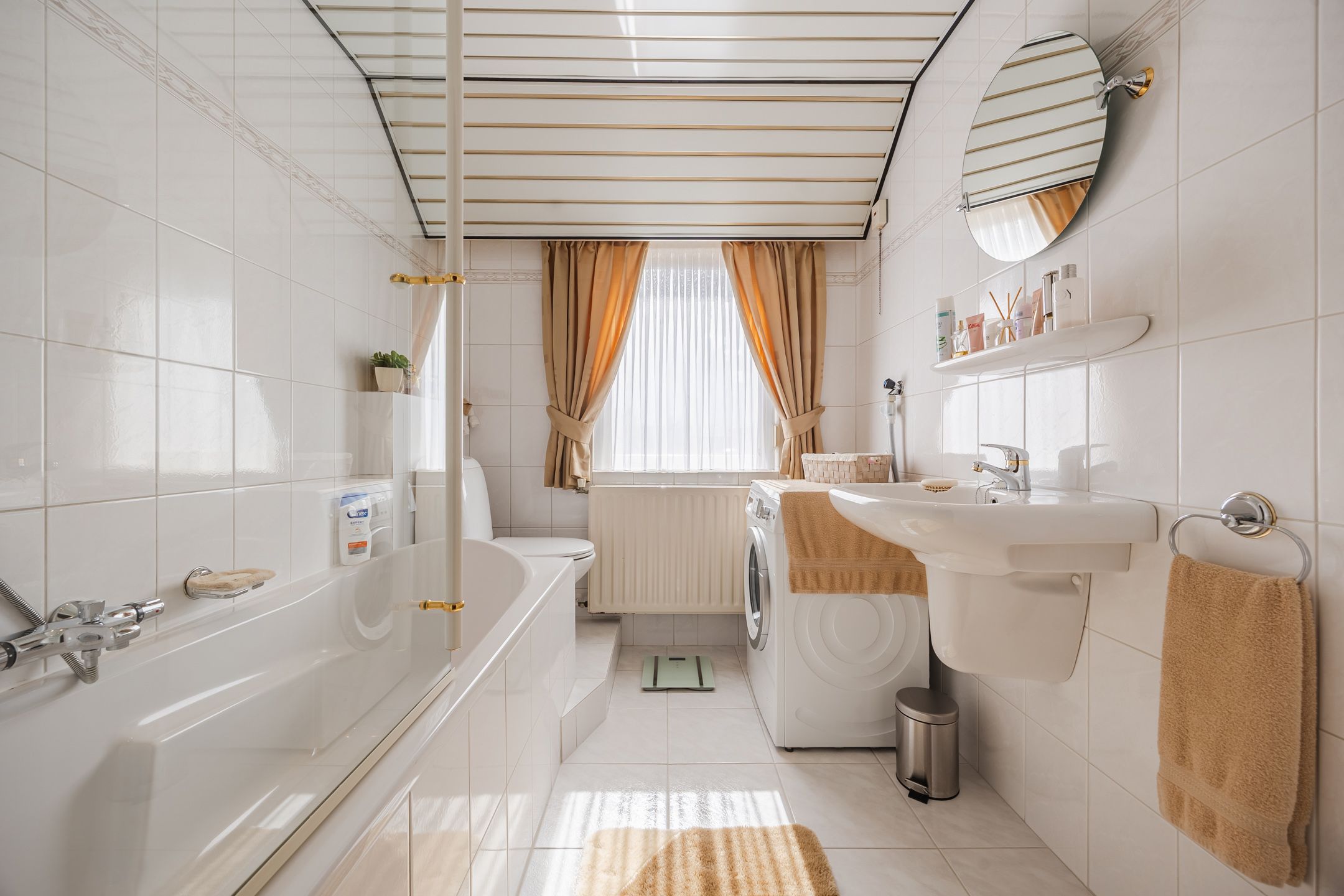 Well-maintained terraced house with two gardens and carport in Donkenbuurt — 27