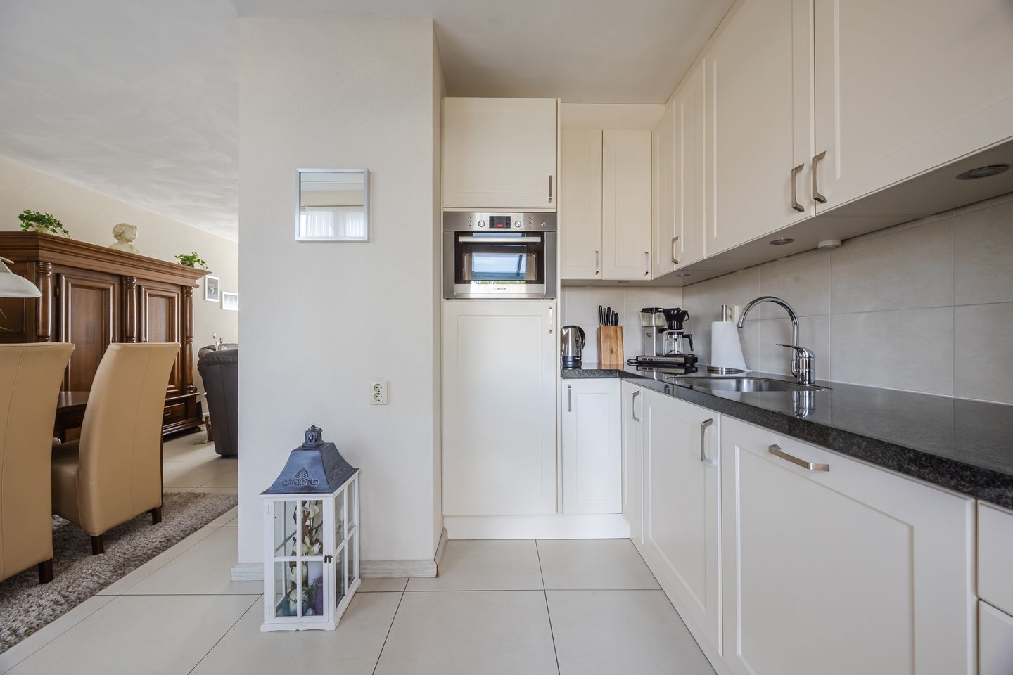Well-maintained terraced house with two gardens and carport in Donkenbuurt — 14