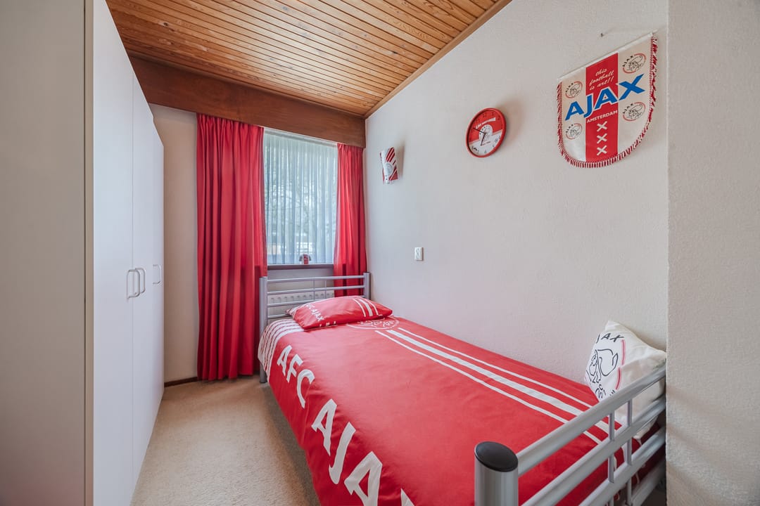 Well-maintained terraced house with two gardens and carport in Donkenbuurt — 23