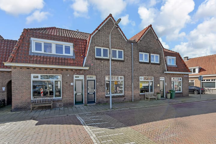 Tussenwoning te koop: Oranje Nassaustraat 17, Voorburg