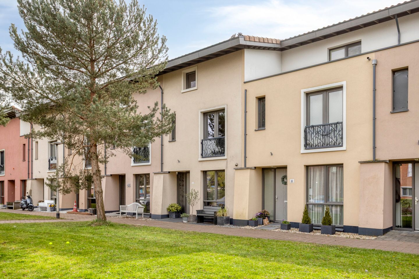 Foto 35 van Moerbeigaarde 12