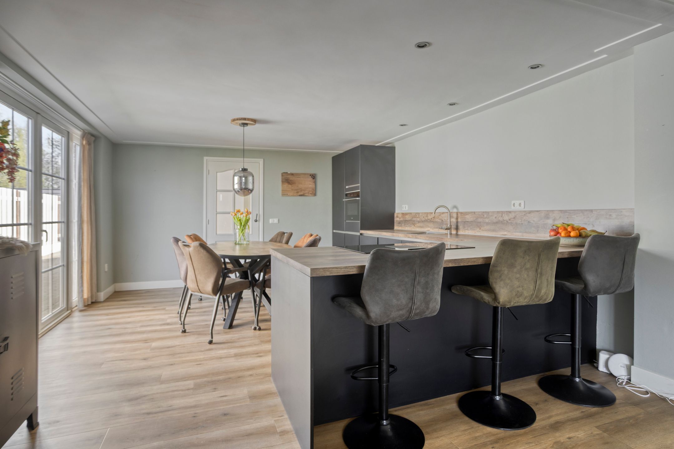 Foto 9 van Hoofdstraat 215