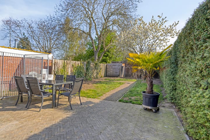 Photo 3 of Hoofdstraat 215