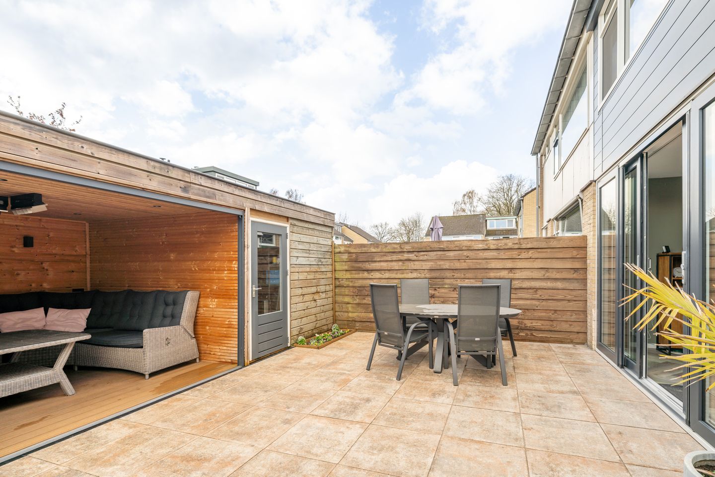 Foto 35 van van Hamelstraat 74