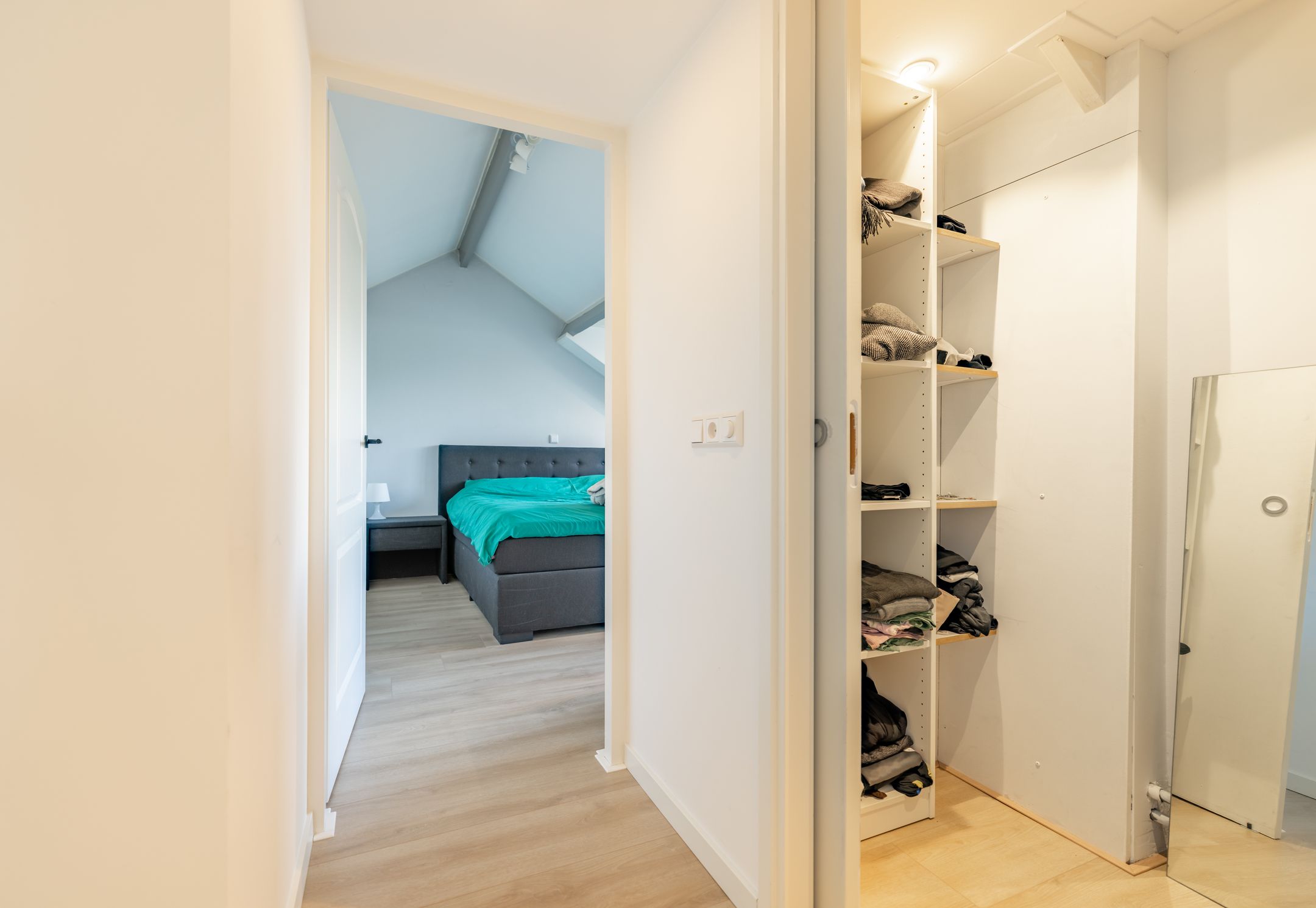 Foto 27 van van Hamelstraat 74