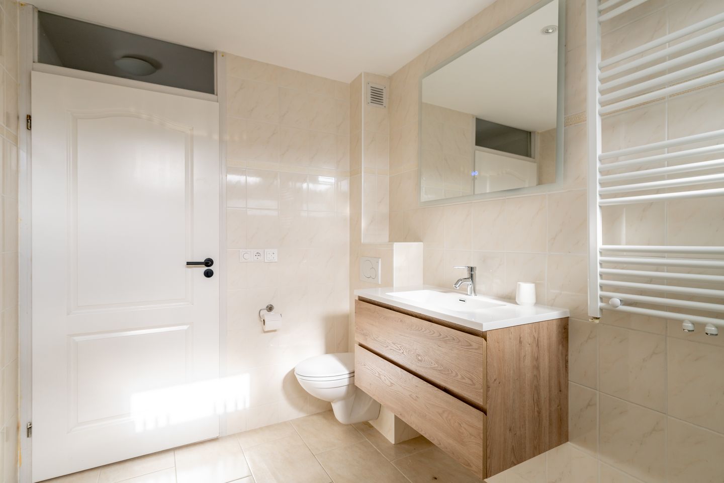 Foto 25 van van Hamelstraat 74