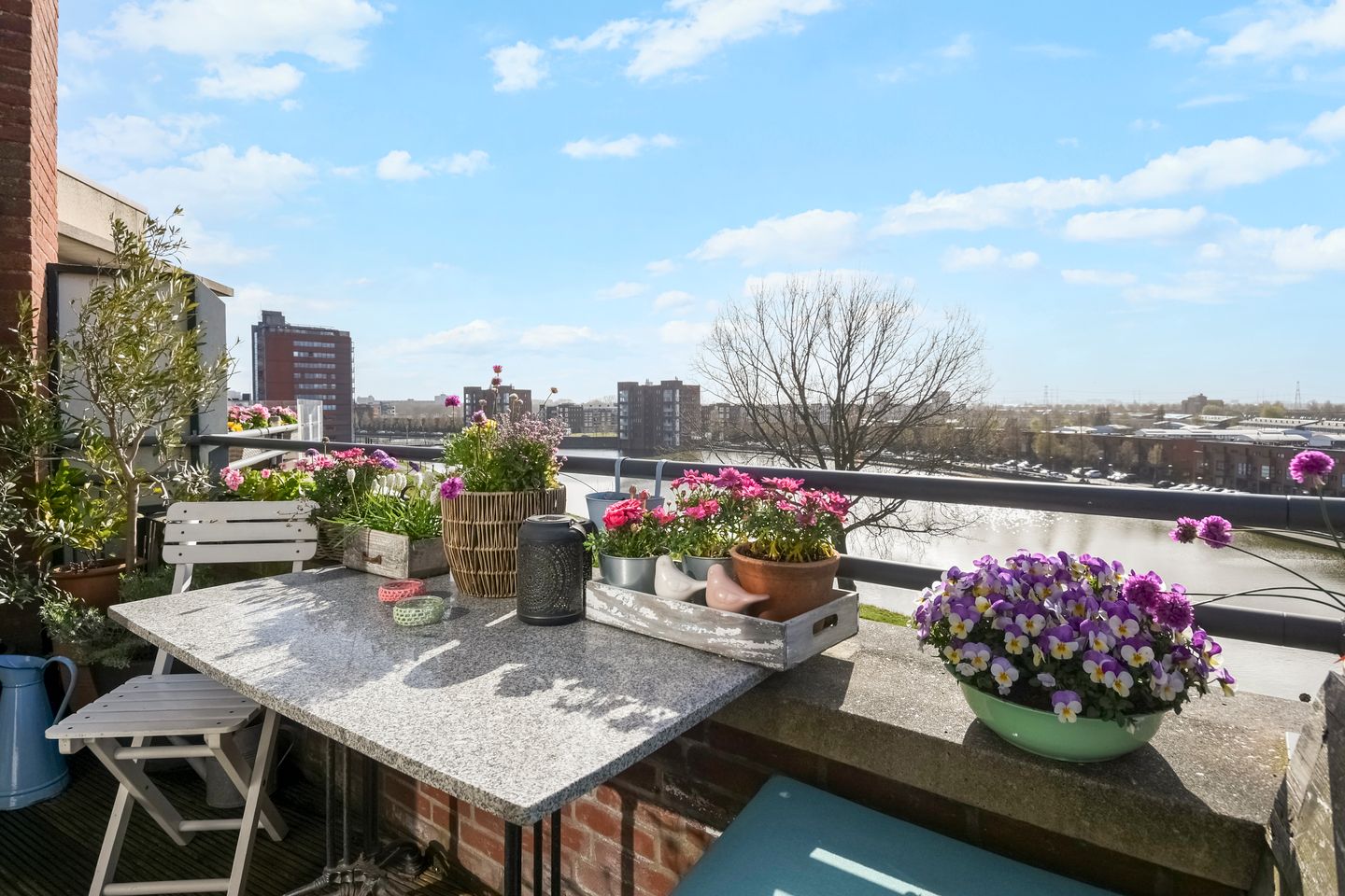 Foto 19 van Meerburgstraat 57