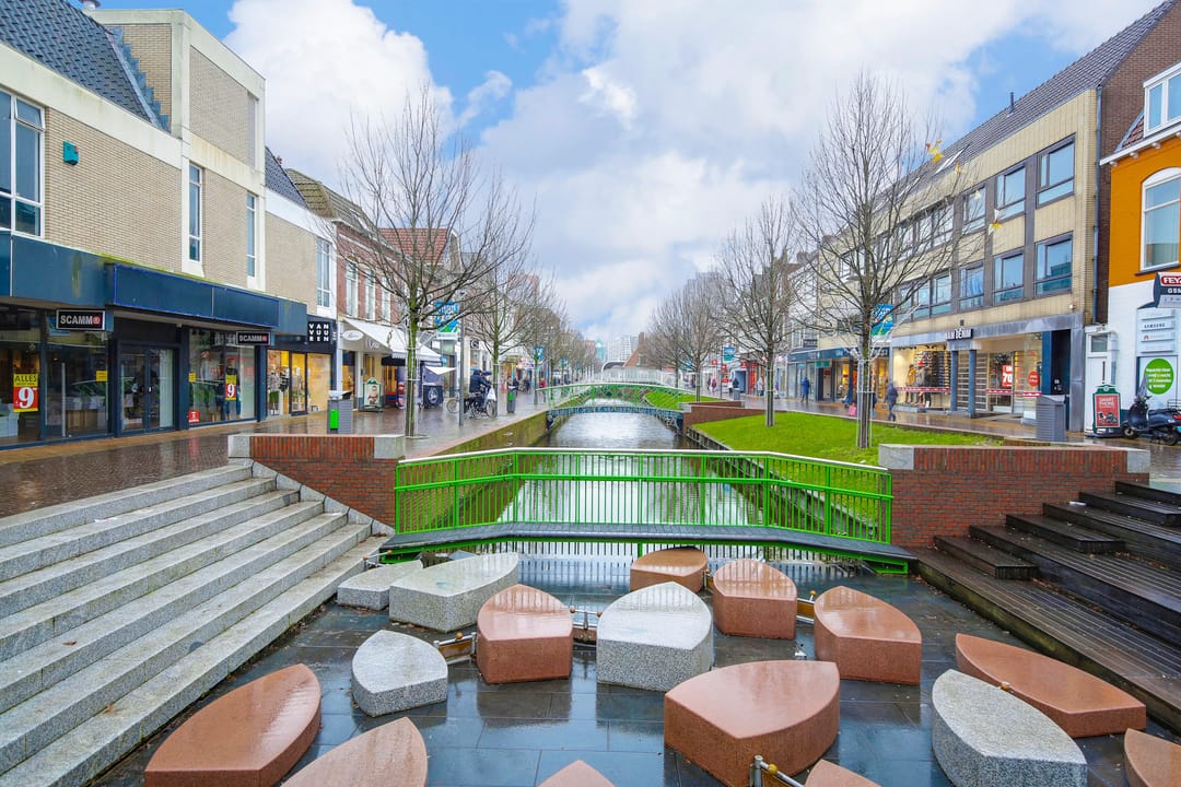 Photo 26 of Westzijde 48 Zaandam