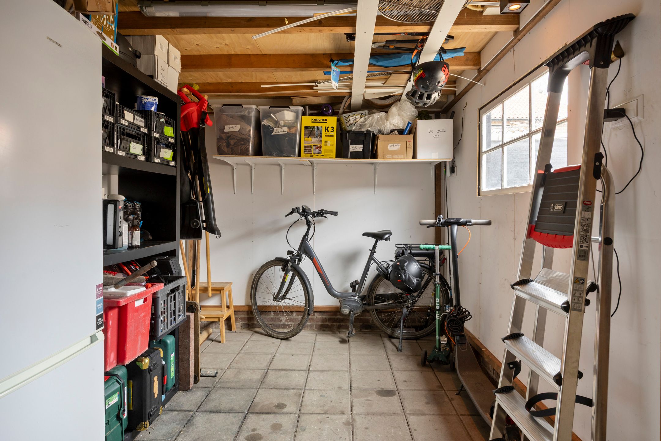 Foto 33 van Burgemeester Galleestr 52