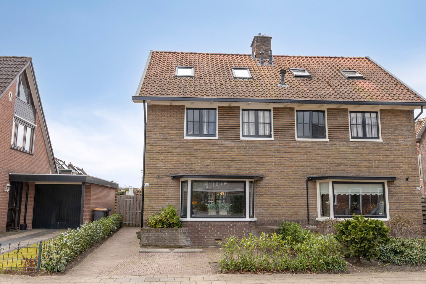 Foto 34 van Burgemeester Galleestr 52