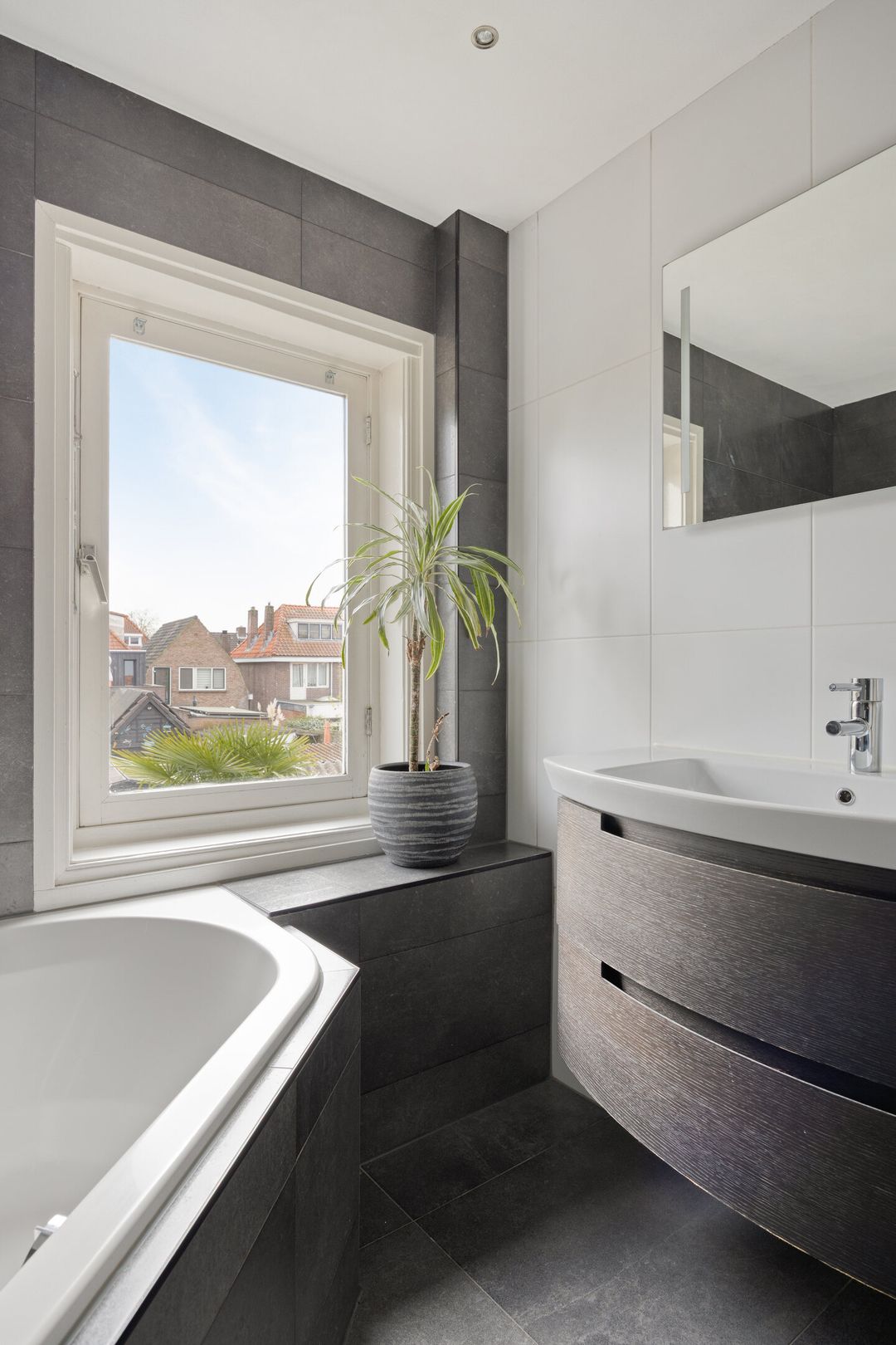 Foto 22 van Bergen op Zoomstraat 127