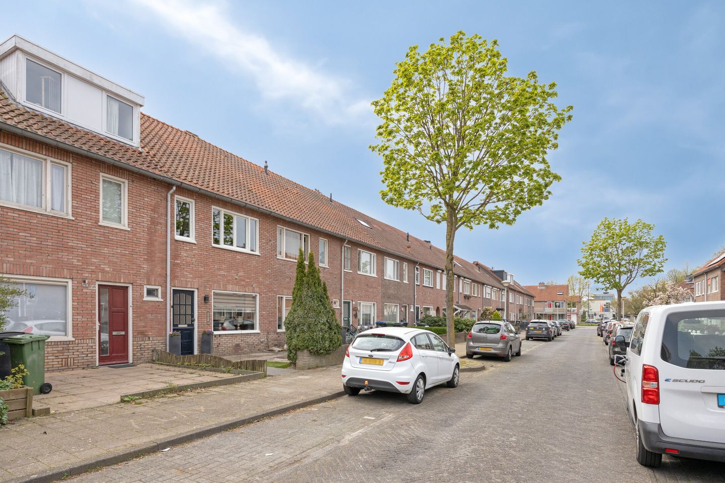 Foto 35 van Bergen op Zoomstraat 127