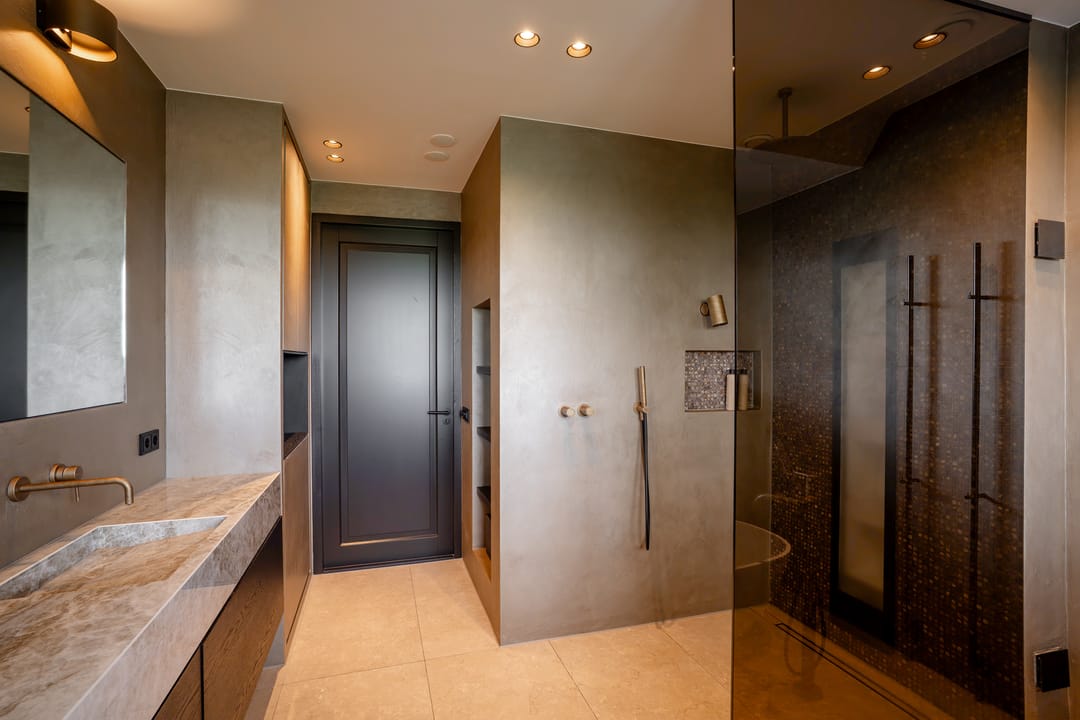 Photo 16 of 1e Kruisweg 17-B