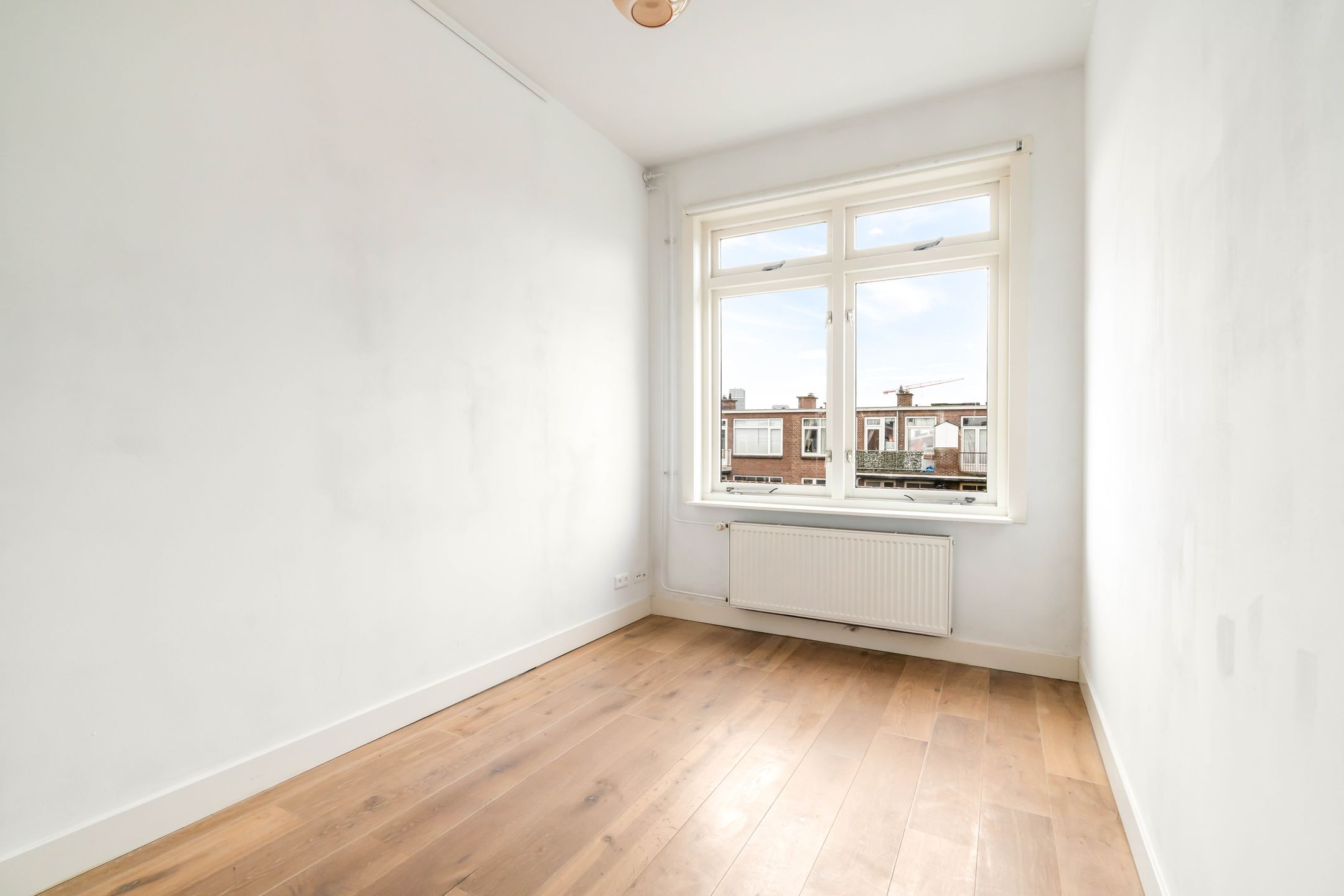 Foto 15 van Van Lansbergestraat 10