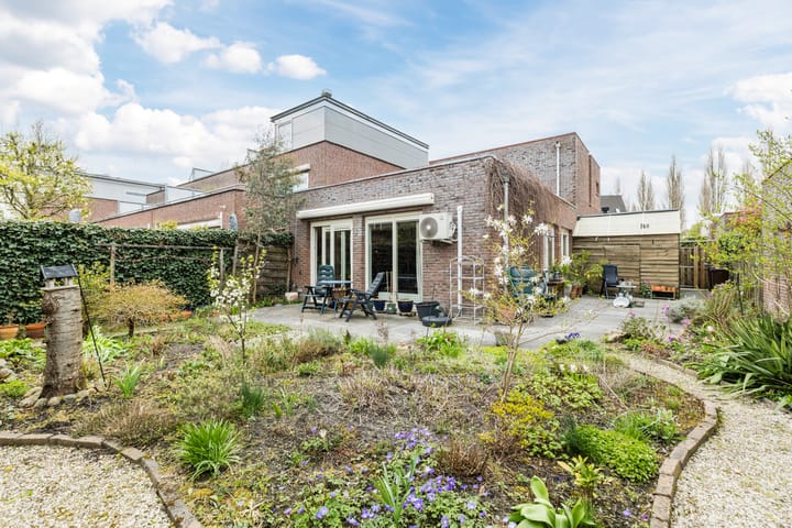 Foto 3 van Robert Stolzlaan 24