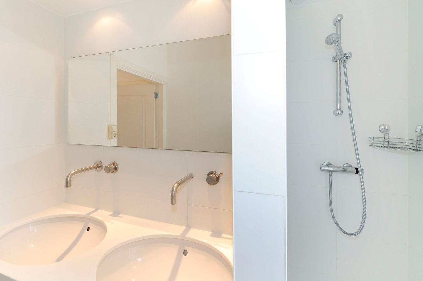 Foto 20 van Van Lansbergestraat 10