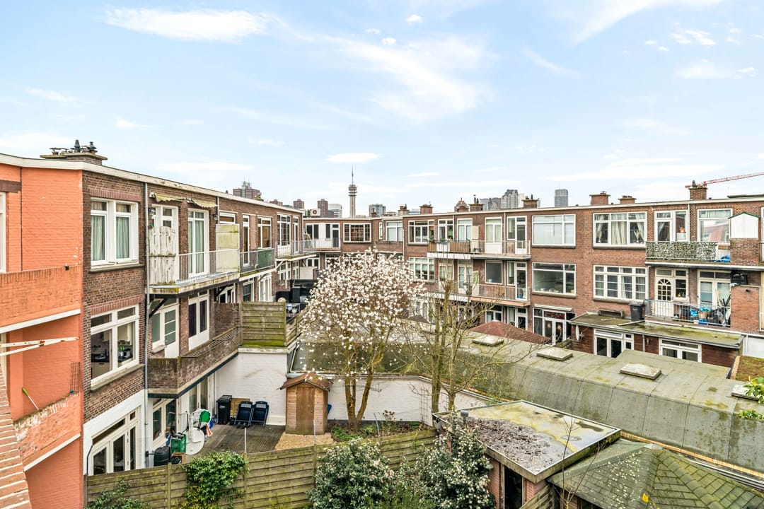 Foto 23 van Van Lansbergestraat 10