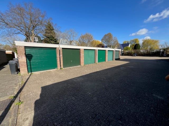 Foto 3 van Van den Berghlaan